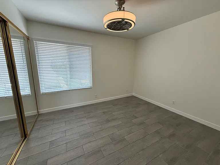 26180 Rainbow Glen Dr — Photo 11