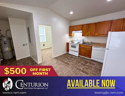 647 Columbia St NE #647 Photo 1