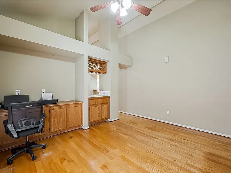 3318 Beech Point Dr — Photo 6