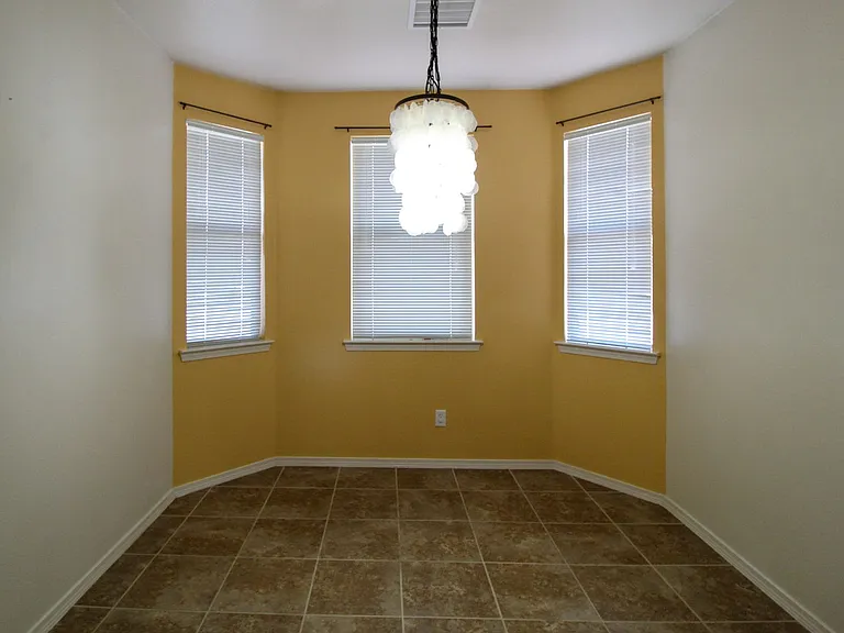 11285 Bullseye St — Photo 3