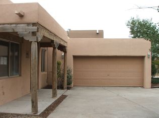 7618 Cree Cir, Santa Fe, NM 87507
