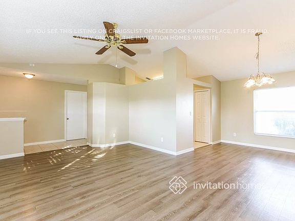 4th image of 3988 Long Leaf Dr