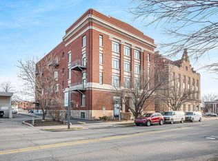 17 W 10th St Unit 380, Holland, MI