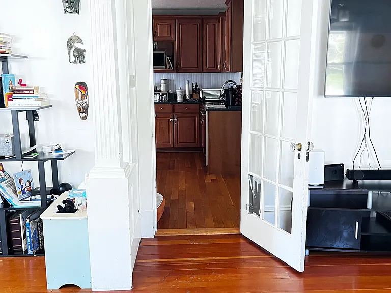 56 Alden St — Photo 20