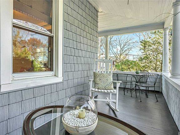 3rd image of 7 Lincoln Pl