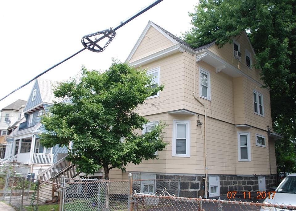 2nd image of 7-9 Waldeck St