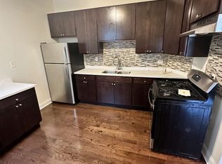 4558 S Prairie Ave #2, Chicago, IL 60653