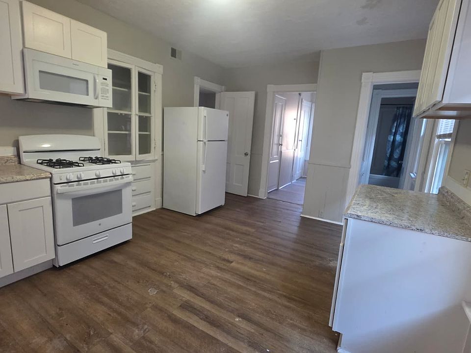 1st image of 197 Farren Ave #2