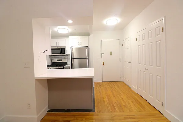 Rented by Compass | media 3