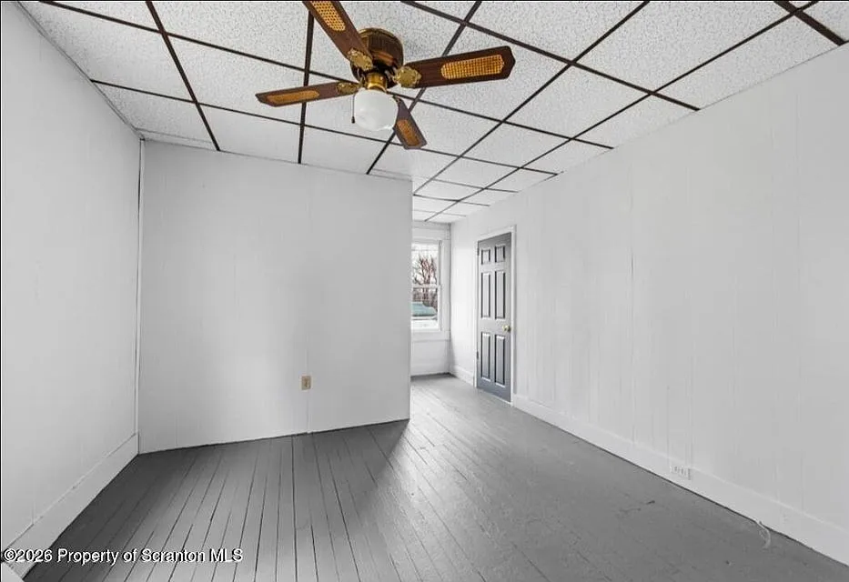 2 bed, 574 sqft, $1,350 — Photo 3
