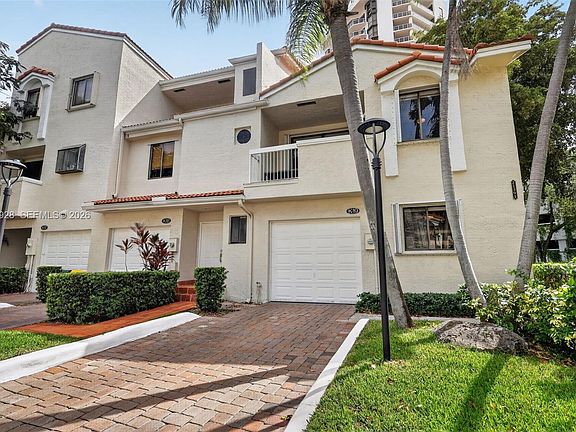 3rd image of 21391 Marina Cove Cir APT 19-K