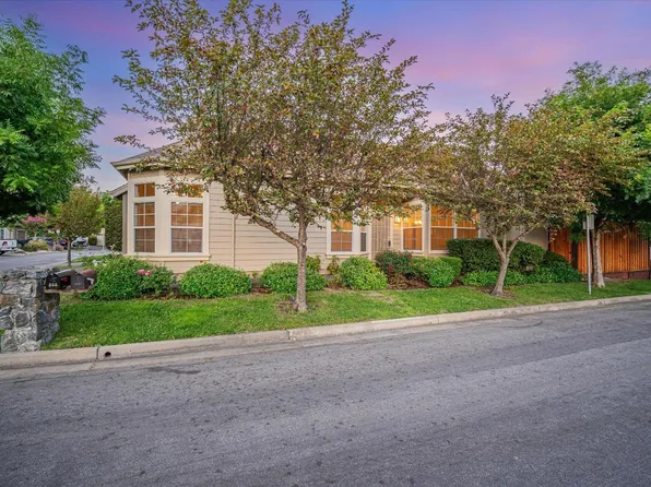 860 Bob Crosby Way, Windsor, CA 95492