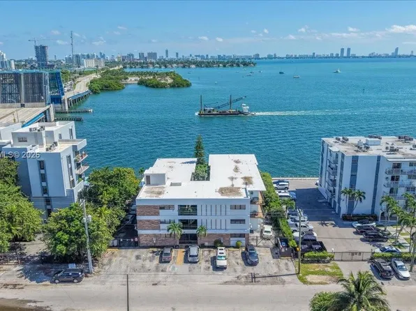 7845 NE Bayshore Ct APT 6, Miami, FL 33138