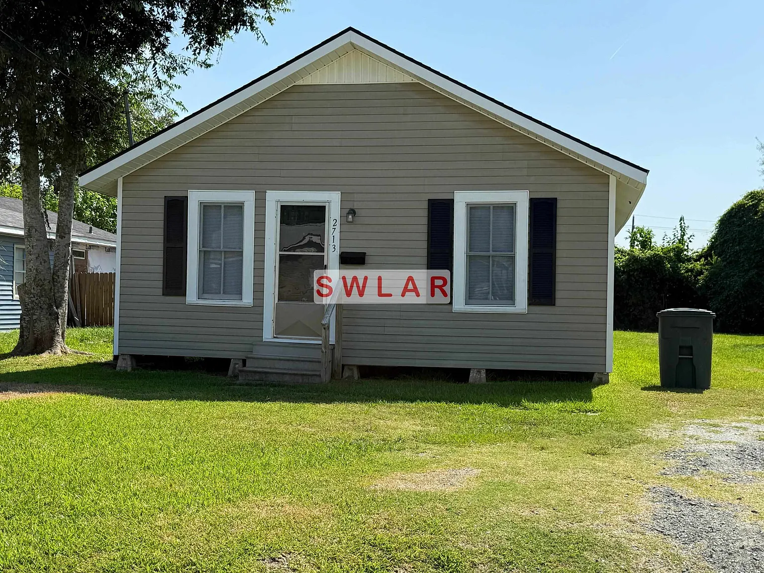 3 bed, 1.5 bath, 1100 sqft, $1,150 — Photo 1