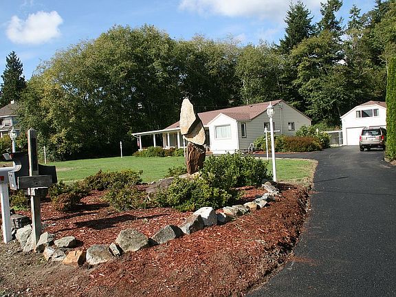 2nd image of 5903 Cromwell Dr NW
