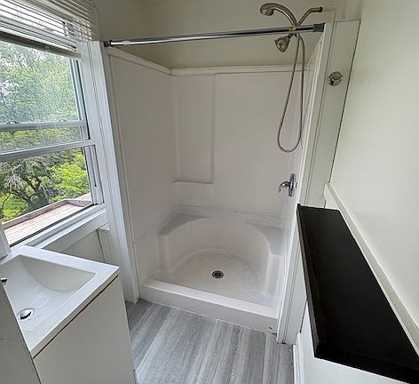 5th image of 203 Bridge St #3