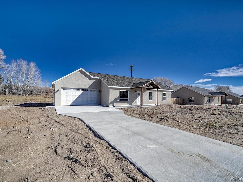 1st image of 874 Hoover Circle