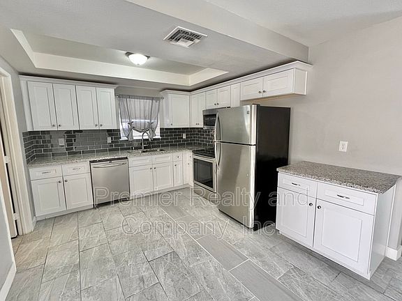 4th image of 1518 Silver Mesa Way