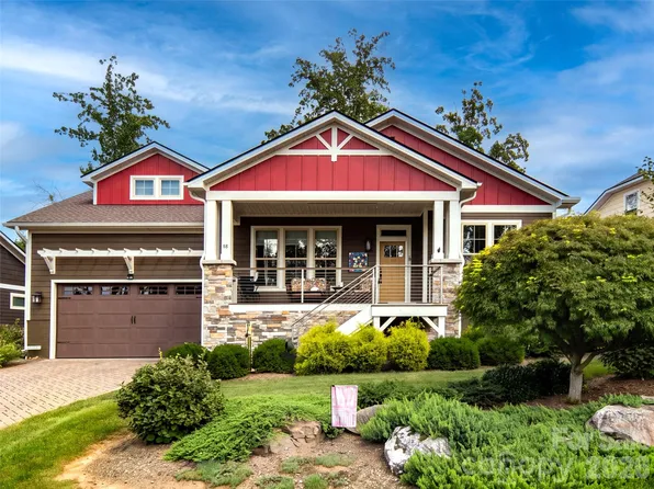 40 Buckhorn Gap Rd, Candler, NC 28715