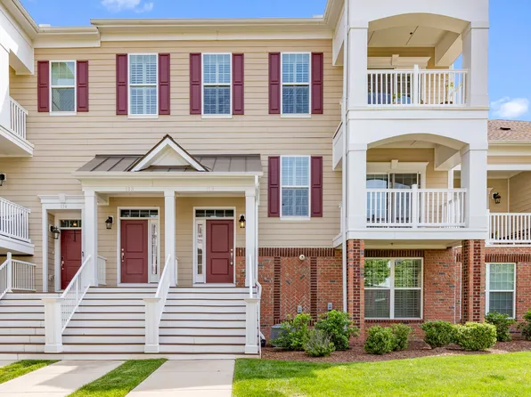 10530 Sablewood Dr #113, Raleigh, NC 27617