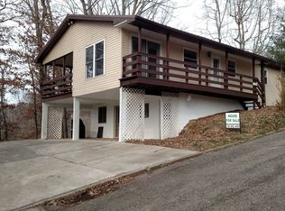 3520 True Ave, McConnelsville, OH 43756