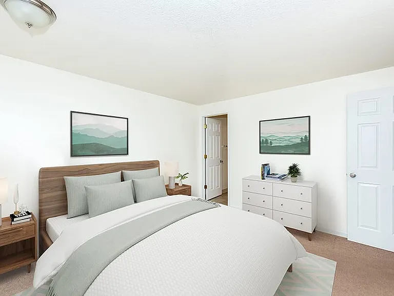 Township Eastside — Photo 14
