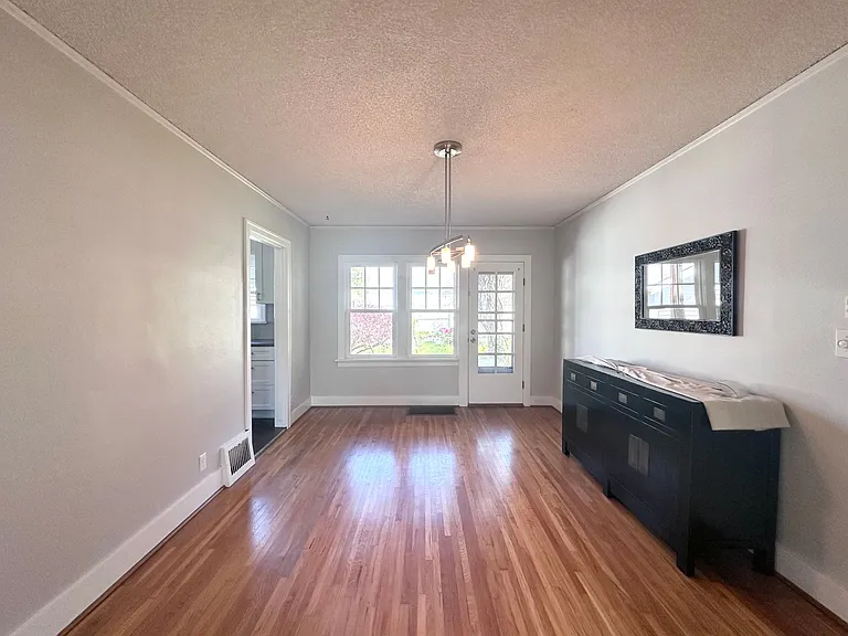 1928 NE 64th Ave — Photo 21
