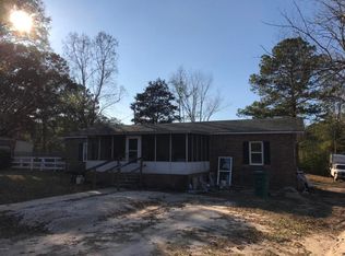 1011 Payne St, Graceville, FL 32440