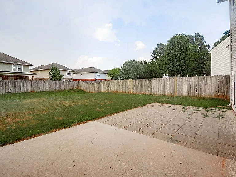 125 Cloverwood Dr SW — Photo 30