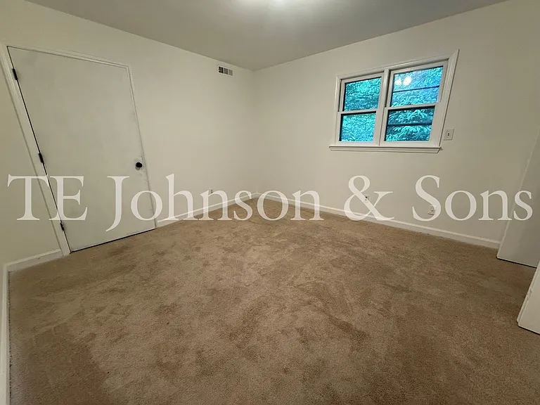 4309 Walnut Hollow Dr — Photo 16