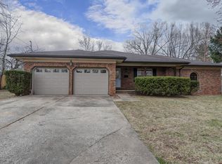 2519 E Cherokee St, Springfield, MO 65804