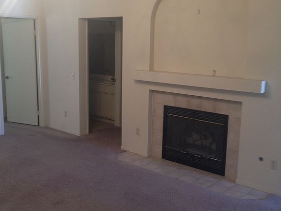 4th image of 425 Avenida Miravella St