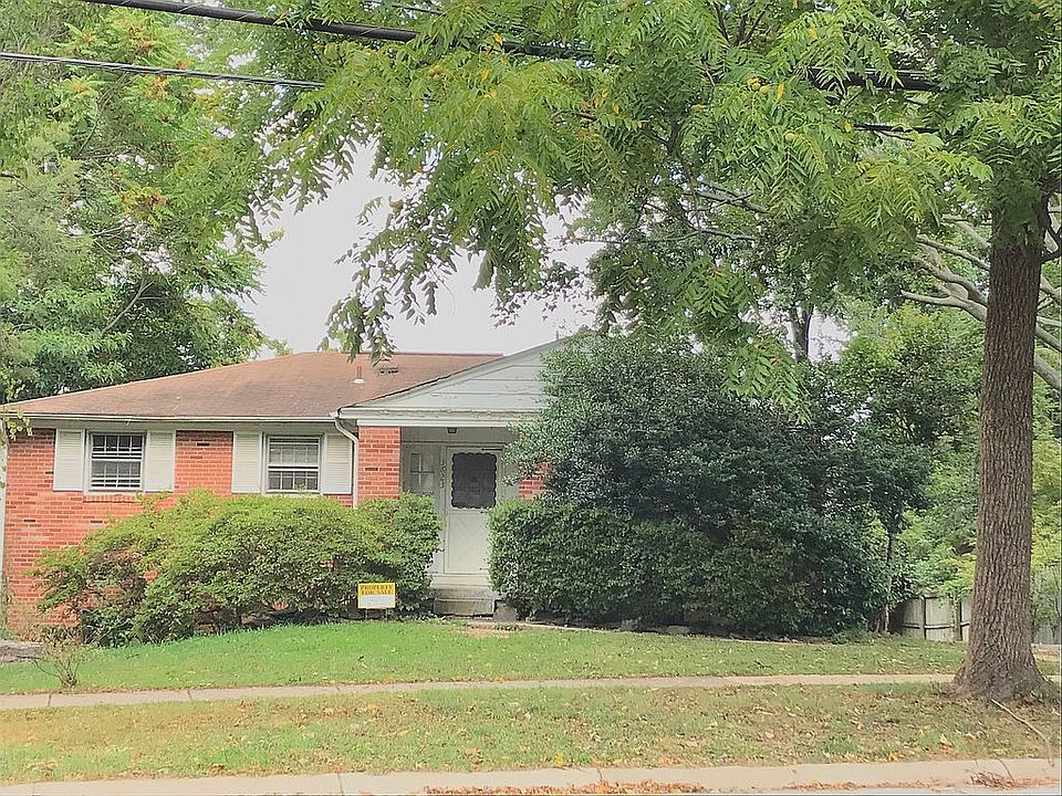 1st image of 3823 Denfeld Ave