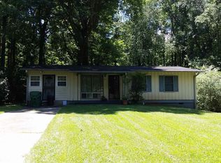 811 Cascade Dr #15, Forest Park, GA 30297