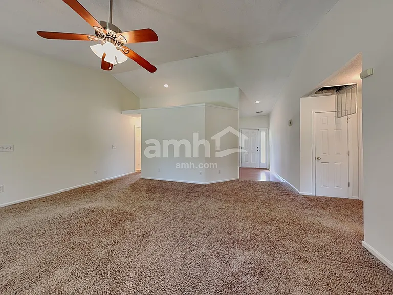 120 Birch Hill Ct — Photo 7