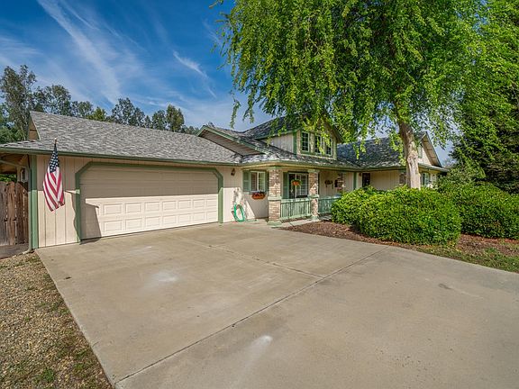 5th image of 22052 Melrose Ct