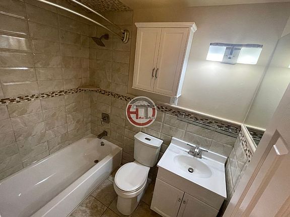 2nd image of 1471 Shore Dr #1