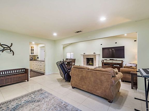 5th image of 14205 Dancer St