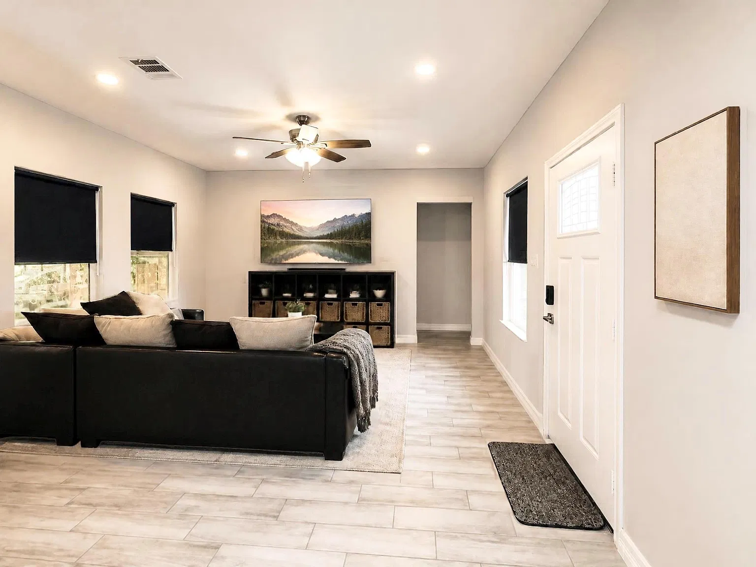 3 bed, 2.0 bath, 1244 sqft, $1,800 — Photo 2