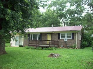 140 Camp Dr, Sparta, TN 38583