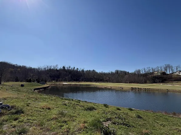 609 Garden Market Dr, Travelers Rest, SC 29690