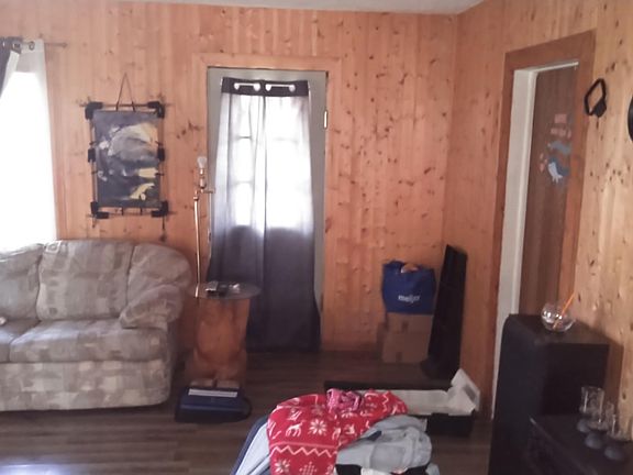 2nd image of 14 White St NE