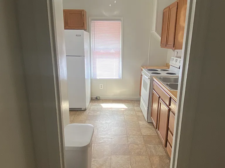 109 Tower Ln — Photo 9
