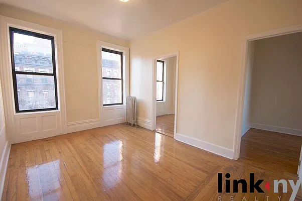 Rented by Link NY Realty | media 34