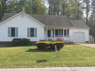3719 Friar Ridge Dr, North Chesterfield, VA 23237