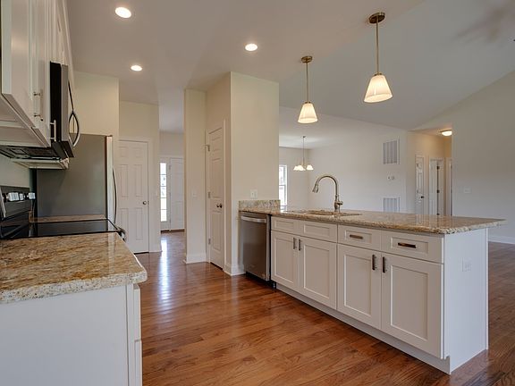5th image of 1360 Wine Dr