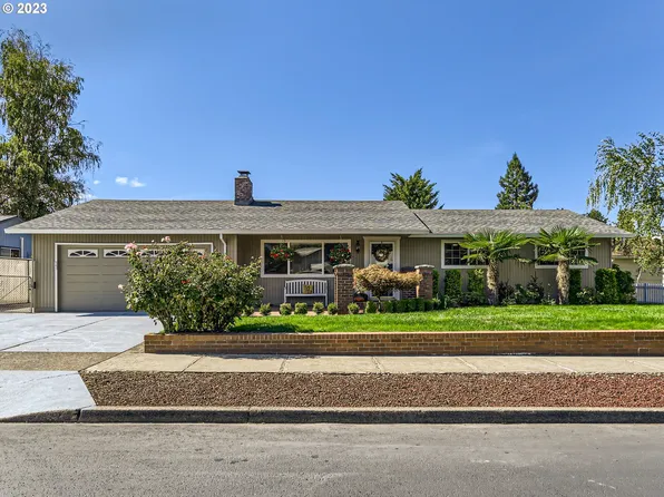 1502 Limpus Ln, Forest Grove, OR 97116
