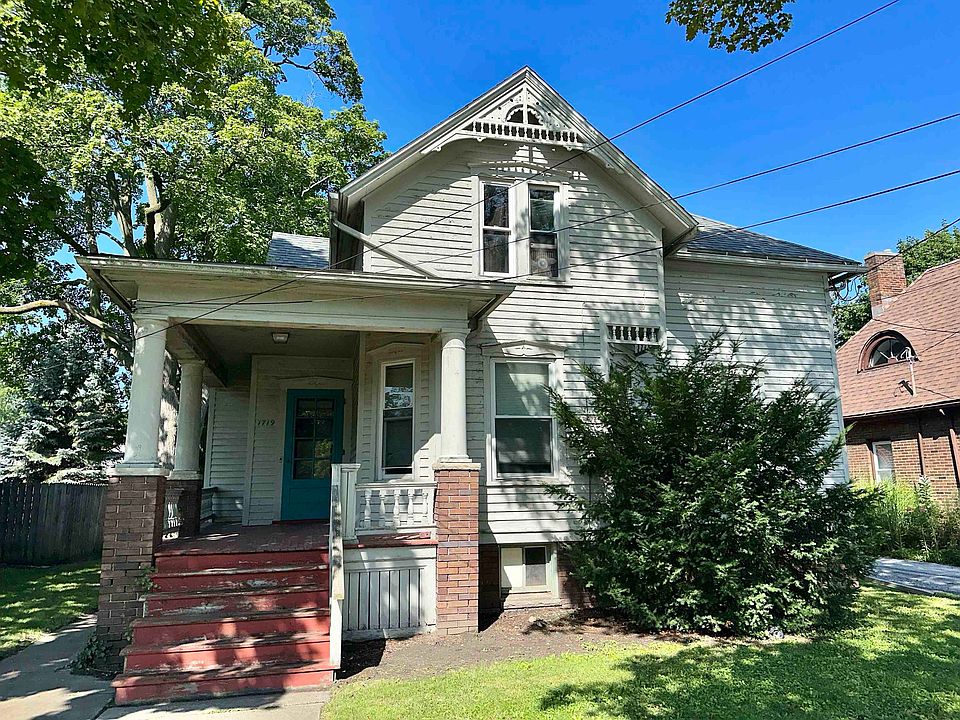 1st image of 1719 Bay St