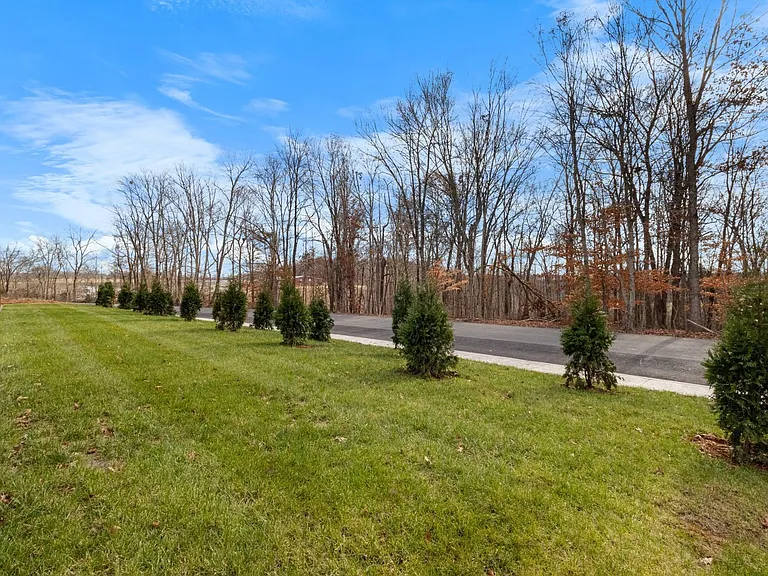 325 Front Ridge Cir — Photo 34