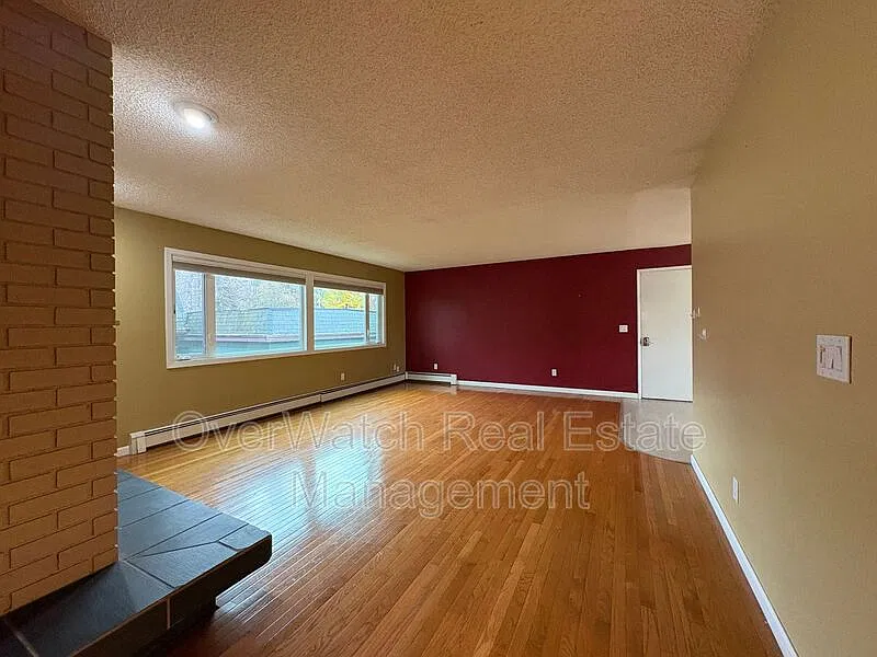 3 bed, 2.0 bath, $2,600 — Photo 2